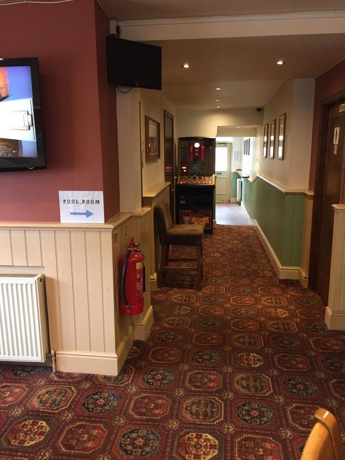 The Victoria Hotel Wakefield Exterior photo